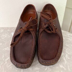 clarks wallabees brown moc 8/fits more 8.5 cabin cottagecore fairy loafers